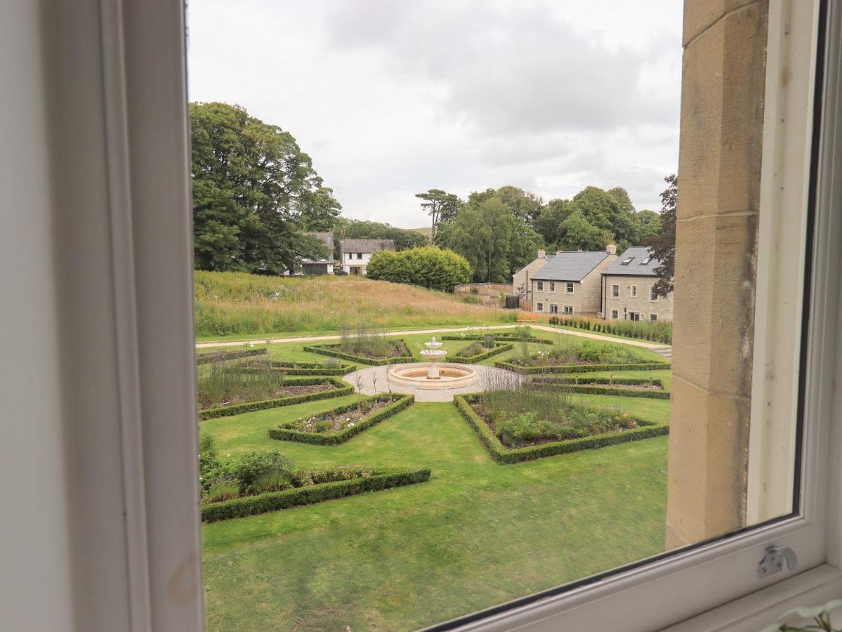 The Alfred Suite Stone Cross Mansion Улверстон Экстерьер фото