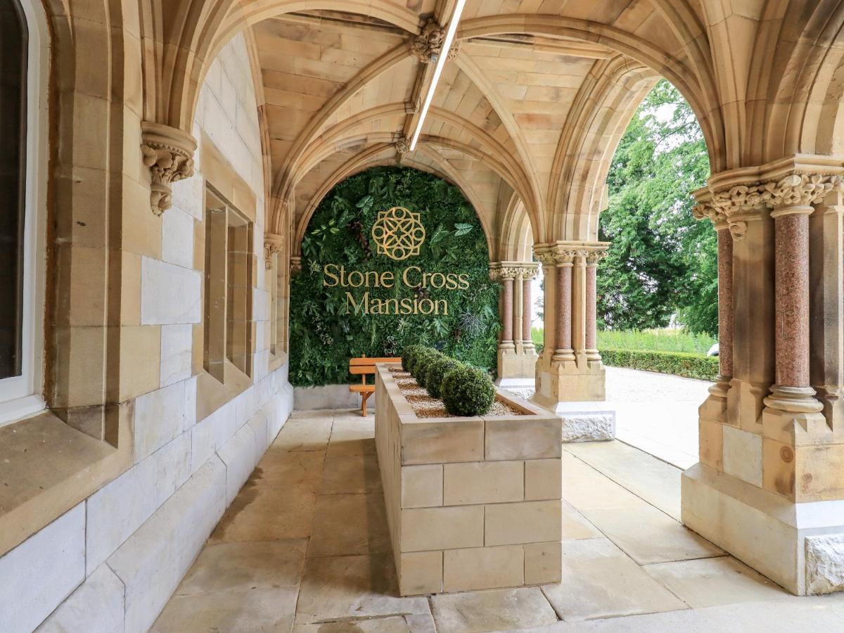 The Alfred Suite Stone Cross Mansion Улверстон Экстерьер фото