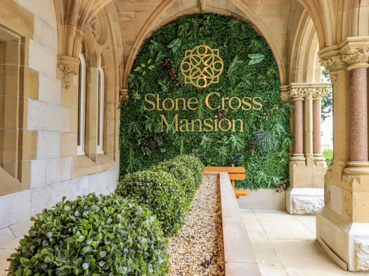 The Alfred Suite Stone Cross Mansion Улверстон Экстерьер фото